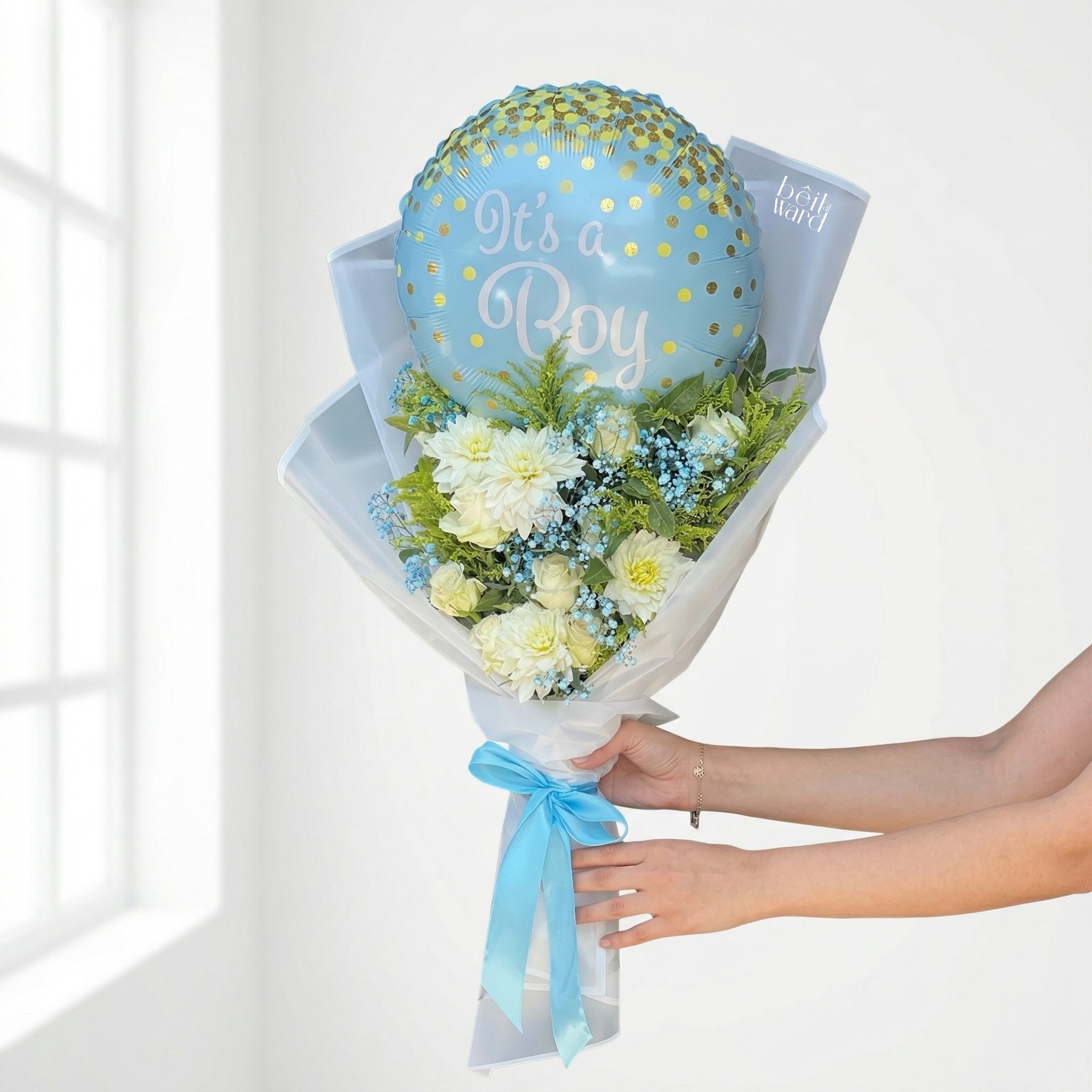 Ballon flower bouquet blue