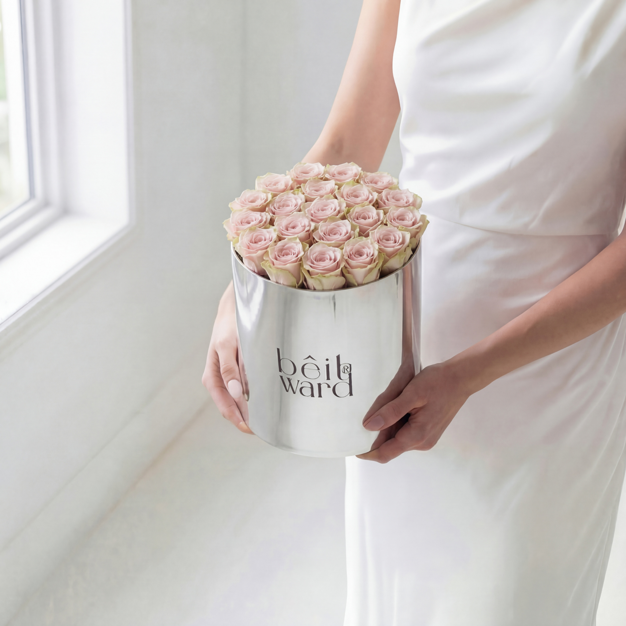 Quite Strength Mirror Box